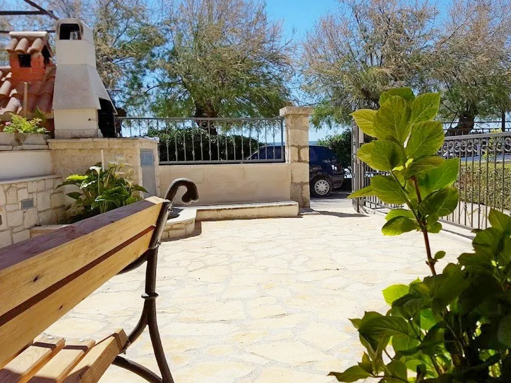 APARTMENT CAPACITY 4 Room, Apartments Bosko, Split