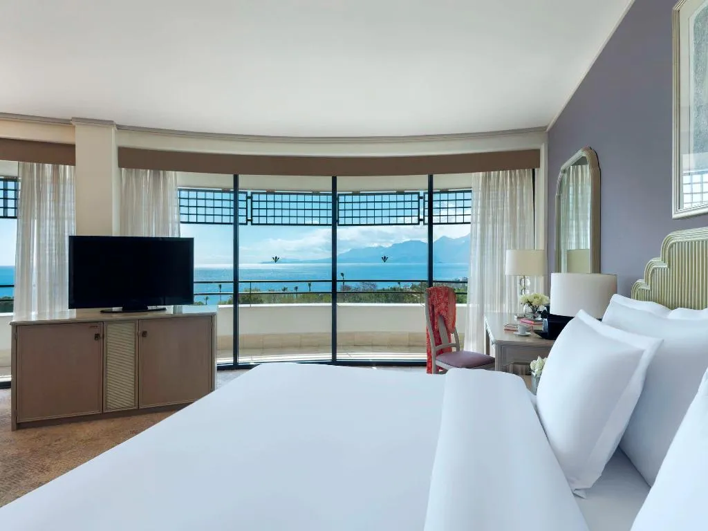 JUNIOR SUITE SEA VIEW KING BED Room, Rixos Downtown Antalya L.O.L.ThemePark Free Access, Antalya