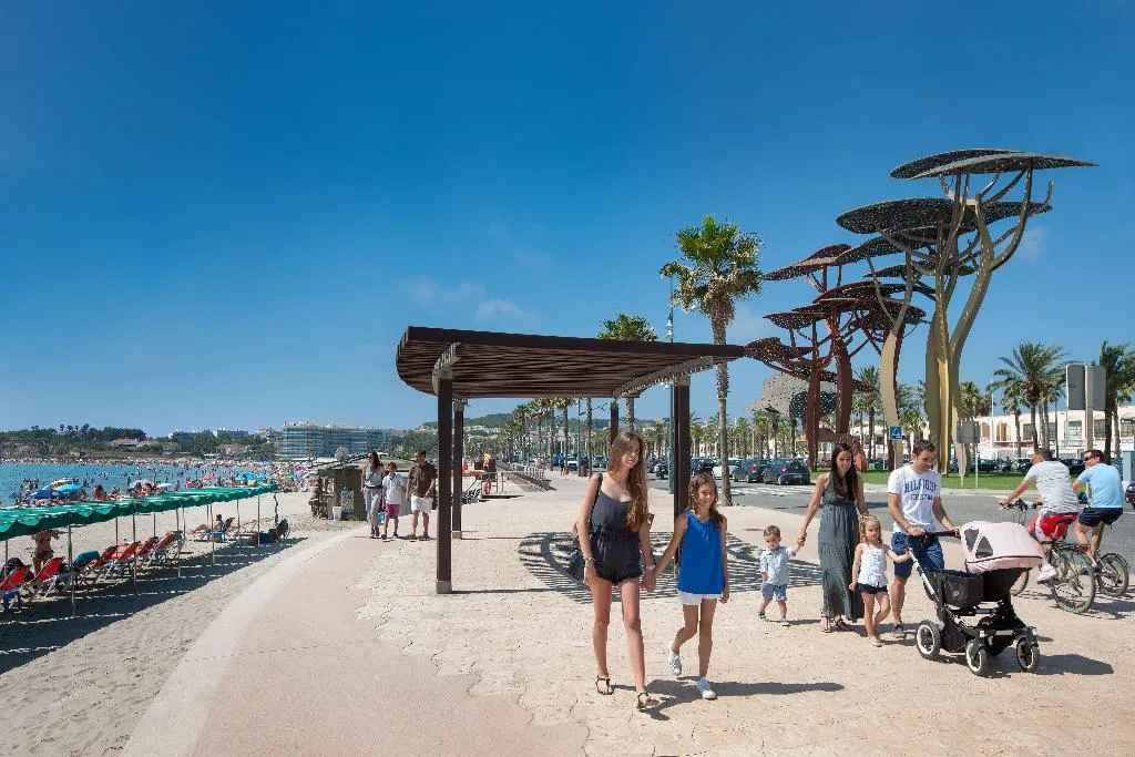 Beach, Rentalmar Pineda Suites, Costa Brava
