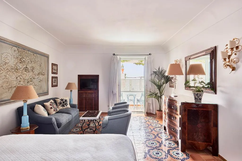 DOUBLE WITH TERRACE Room, Le Sirenuse, Naples