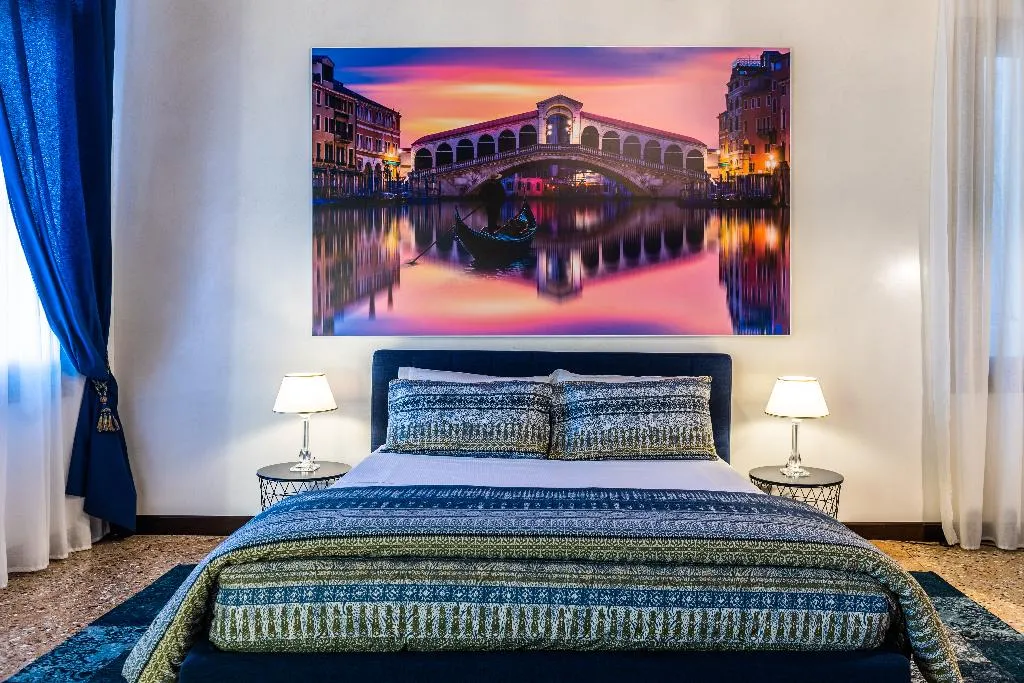 STUDIO CITY VIEW Room, Ca' Sant'Angelo Apartments, Venice