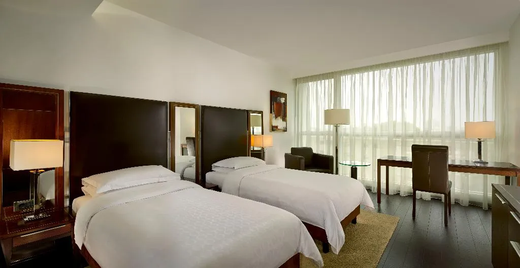 TWIN CLUB Room, Sheraton Porto Hotel & Spa, Porto