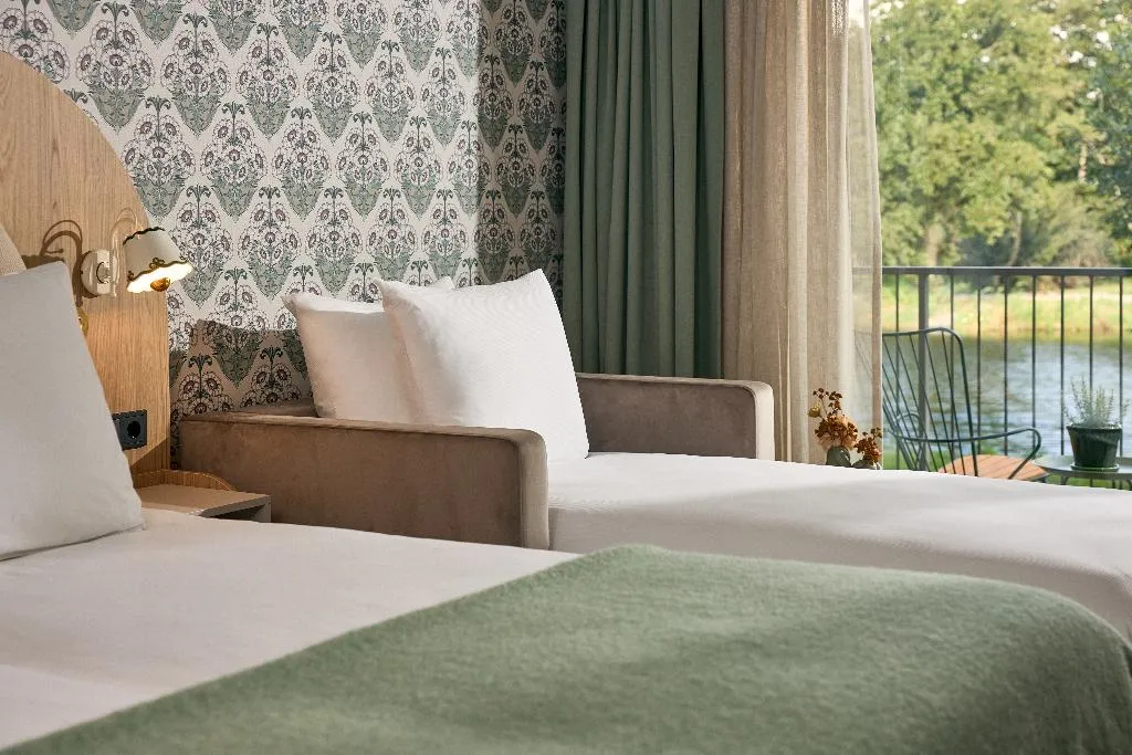 TRIPLE LUXURY Room, Van der Valk Hotel Volendam, Amsterdam