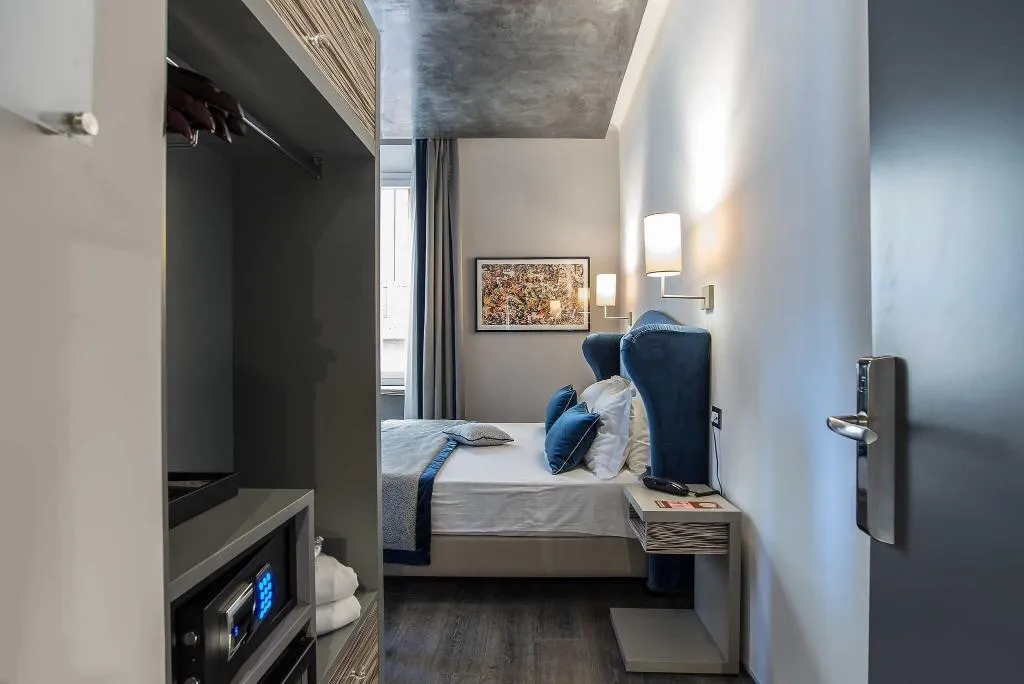 DOUBLE SUPERIOR QUEEN BED Room, Colonna Suite Del Corso, Rome