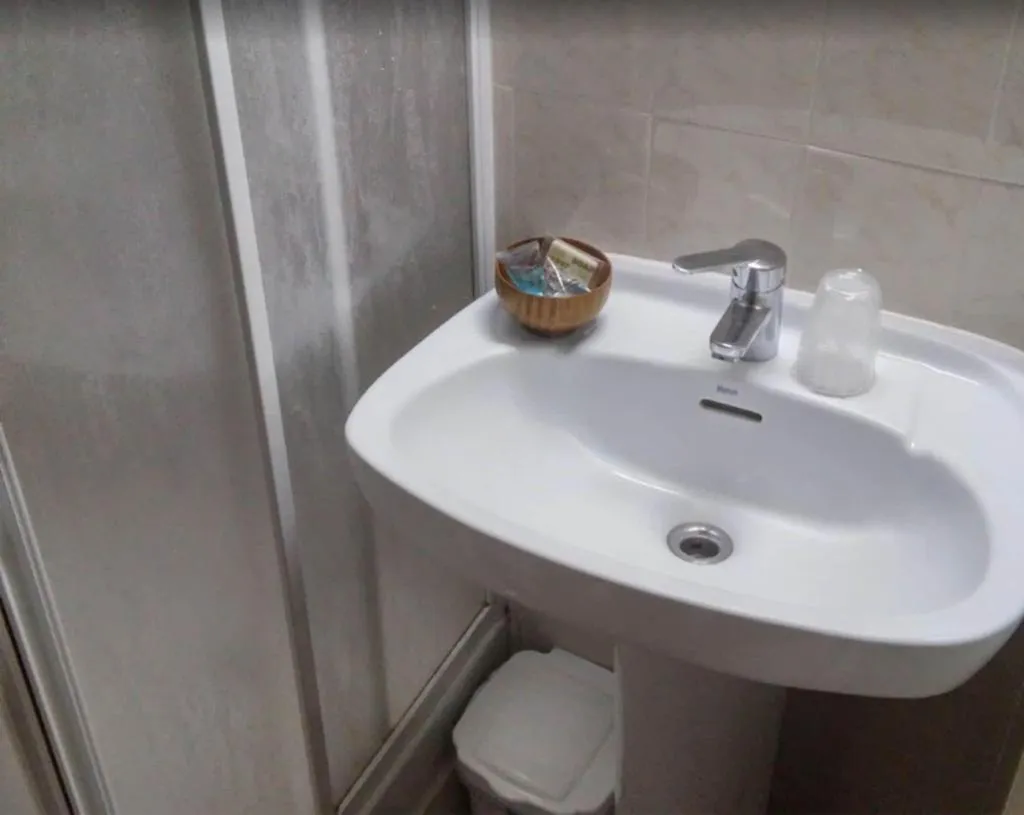 Room, Hostal Lesseps, Barcelona
