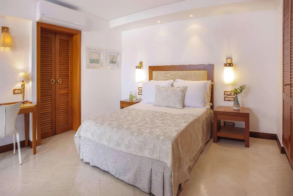 Room, Elounda Beach Hotel & Villas, Crete