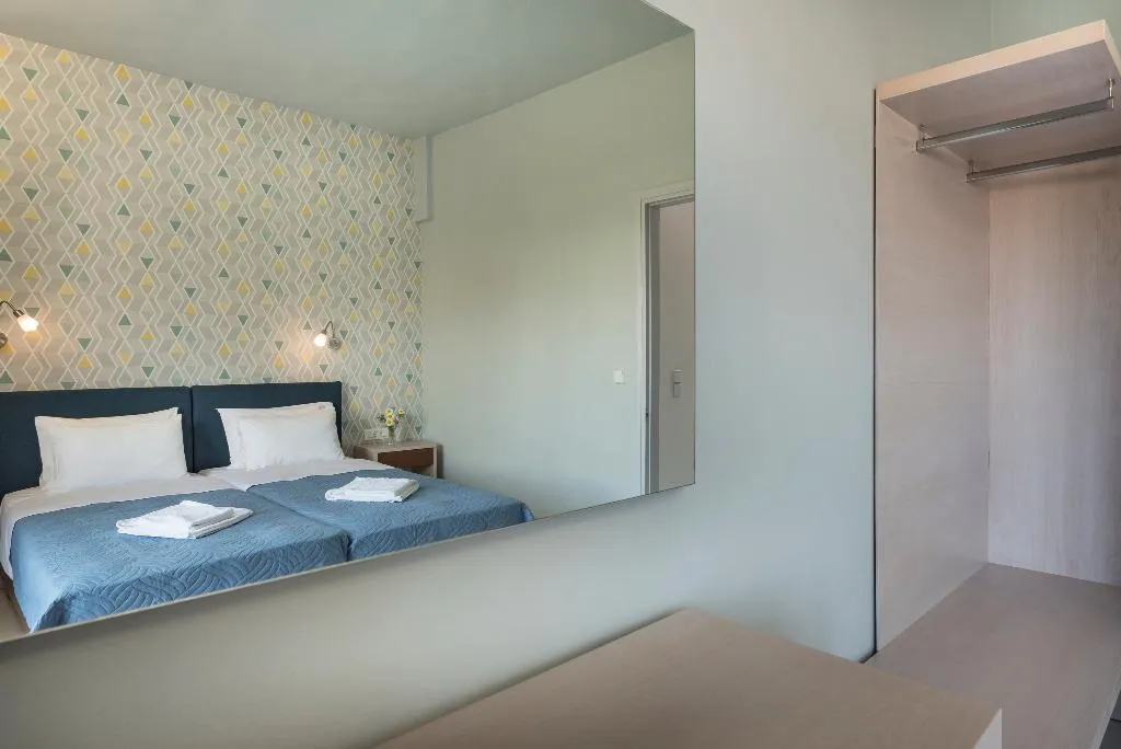 APARTMENT SEA VIEW THREE BEDROOMS Room, Esplanade Apartments, Crete