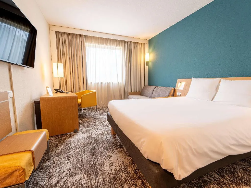 DOUBLE SUPERIOR WITH DOUBLE BED Room, Novotel Roma Est, Rome