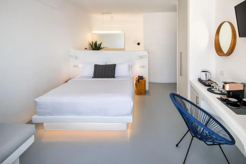 Room, Alunia Incognito Suites, Santorini