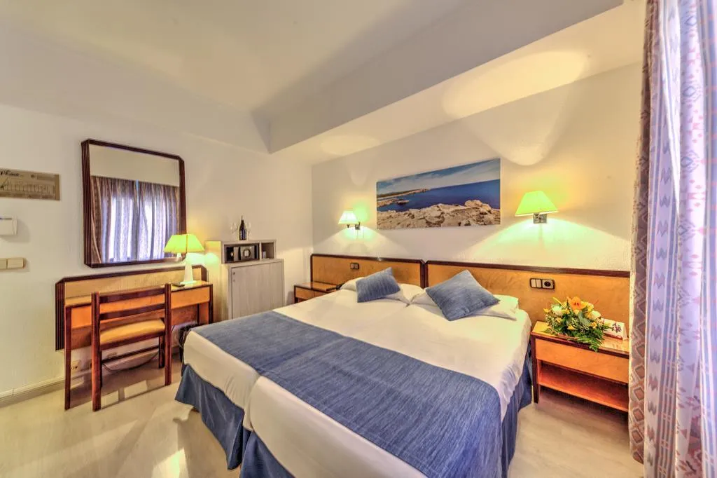 Double or Twin STANDARD Room, Voramar, Majorca