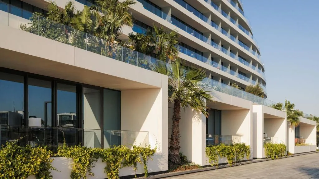 Double or Twin DELUXE MARINA VIEW Room, Jumeirah Marsa Al Arab, Dubai