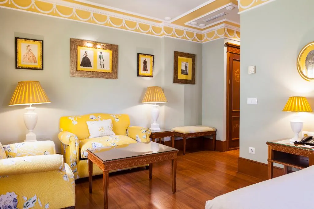 TRIPLE DELUXE Room, Inglaterra, Seville