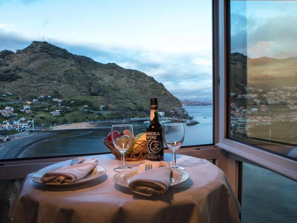 JUNIOR SUITE SEA VIEW Room, Baia Madeira Hotel, Madeira