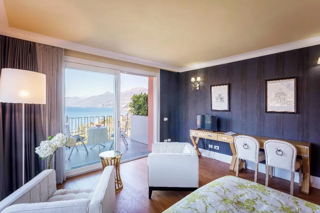 SUITE WITH TERRACE WITH VIEWS Room, Hotel Borgo Le Terrazze, Milan
