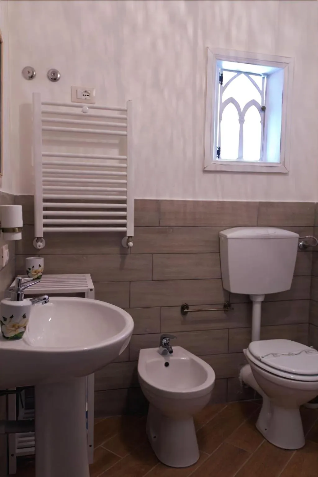Room, Al Bastione Normanno, Catania