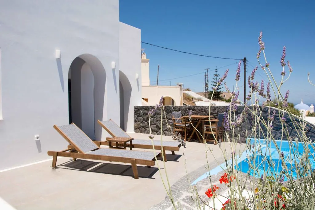SUITE WITH PRIVATE POOL Room, Amphitrite Suites Santorini, Santorini