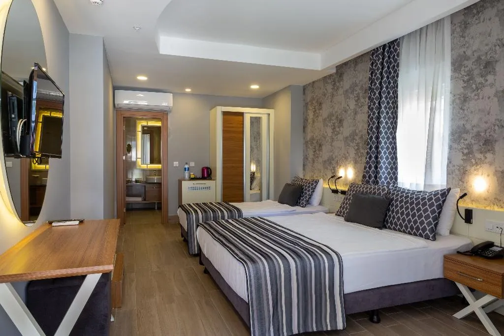 TRIPLE STANDARD Room, Greenwood Suites Resort, Antalya