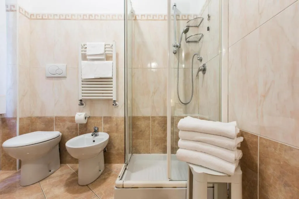 DOUBLE SINGLE USE STANDARD Room, Agli Artisti, Venice