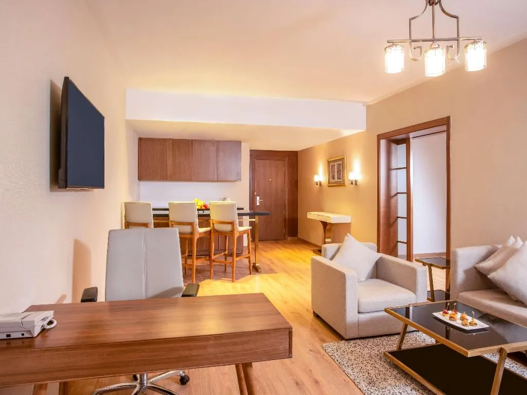Room, Movenpick Cairo Media City, Cairo