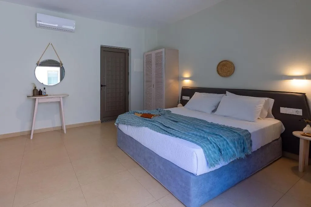 Room, Blue Horizon, Crete