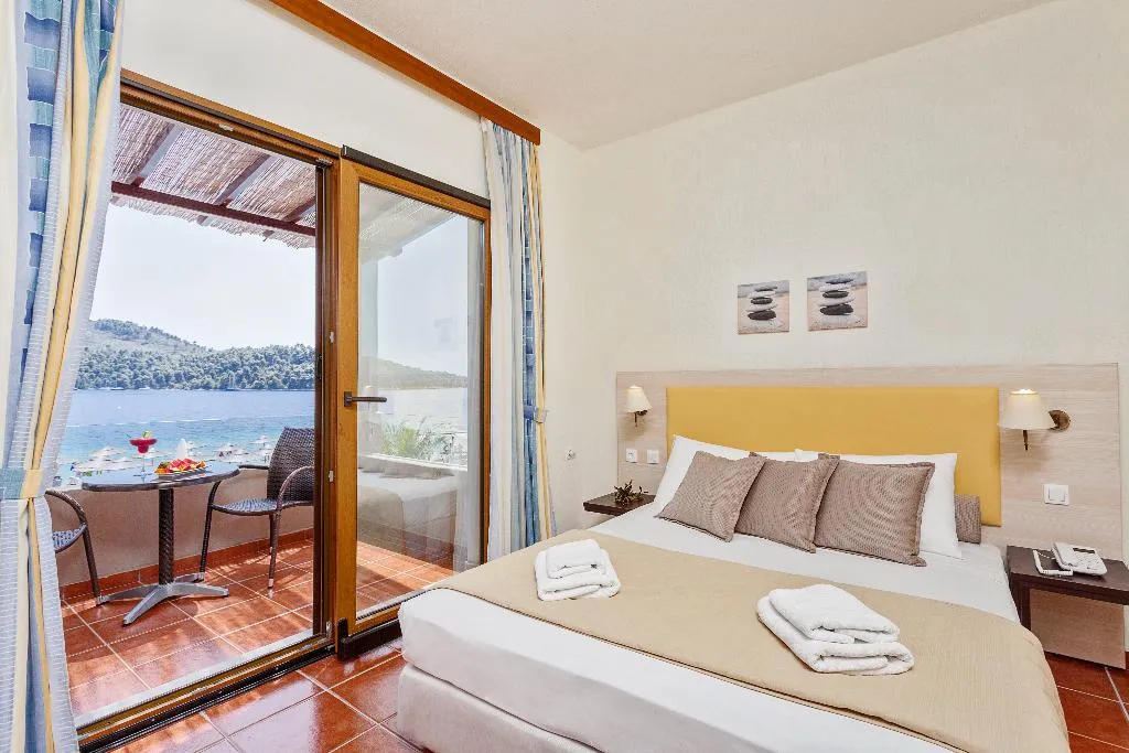 DOUBLE STANDARD Room, Blue Green Bay 3K, Skiathos