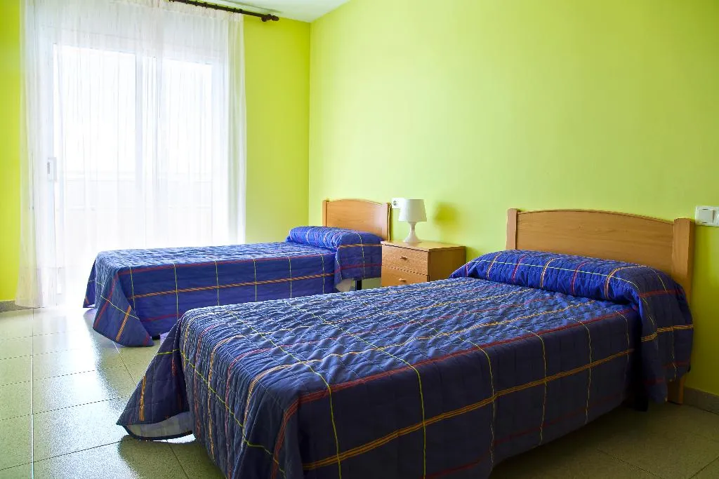 APARTMENT CAPACITY 4 ONE BEDROOM Room, Ses Illes, Costa Brava