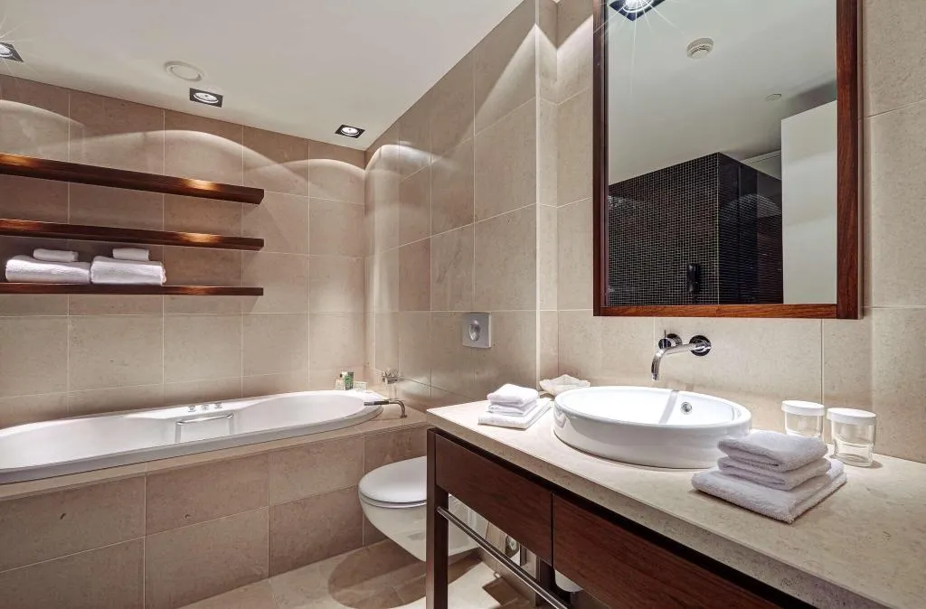 Room, Hilton Reykjavik Nordica, Reykjavik