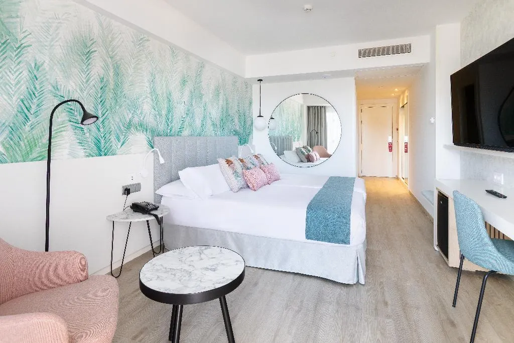 DOUBLE SINGLE USE DELUXE Room, Hotel Cristina by Tigotan Las Palmas, Gran Canaria