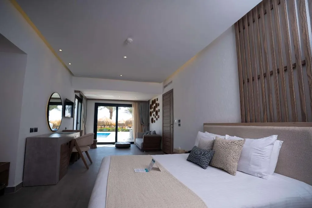 Room, Sunrise Royal Makadi Resort, Red Sea Riviera