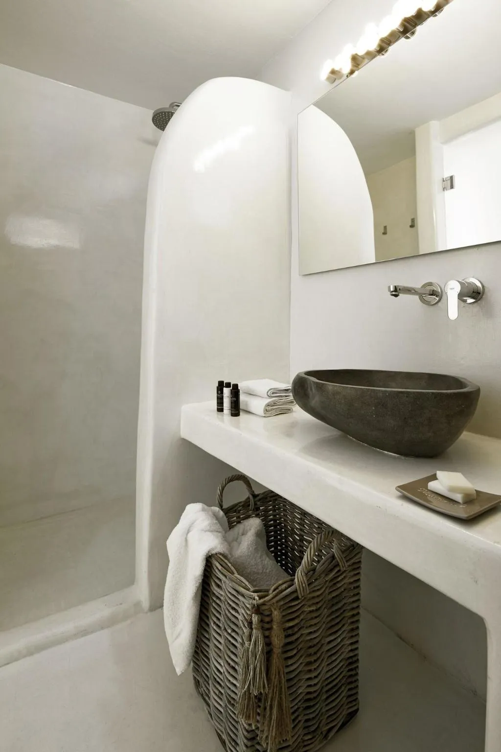 Room, Nano Suites, Santorini