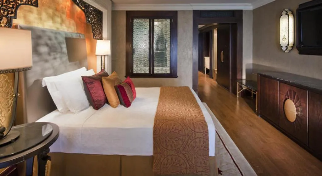 VILLA FOUR BEDROOMS Room, Jumeirah Zabeel Saray Dubai, Dubai