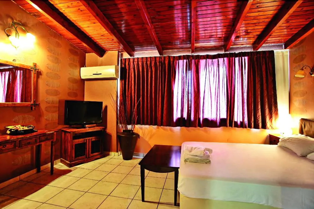 Room, Elizabeth Boutique, Athens