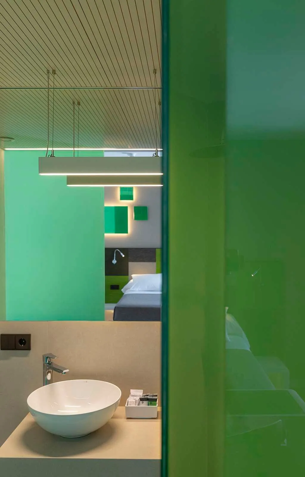 Room, Macia Sevilla Kubb, Seville