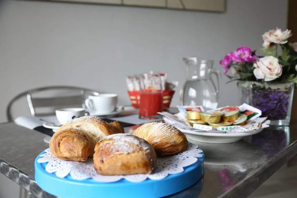 Restaurant, Mirosa Bed And Breakfast, Naples