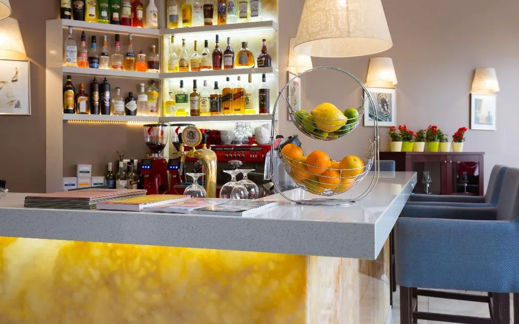 Bar, Radisson Hotel Old Town Riga, Riga