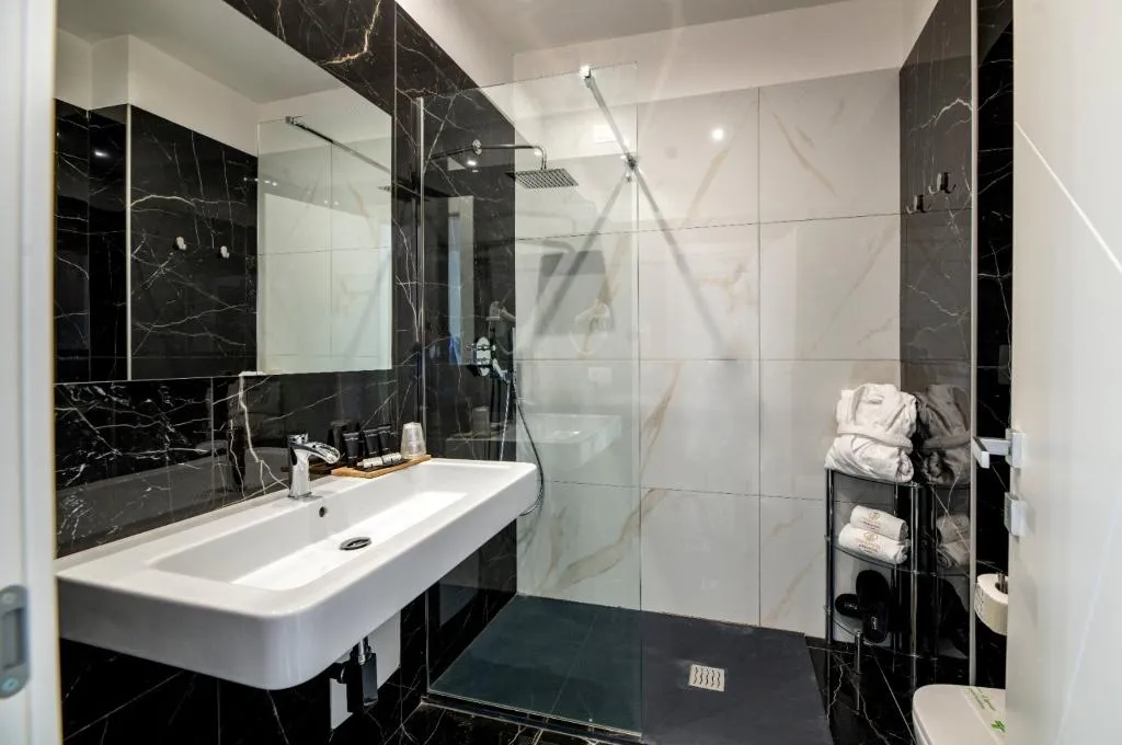 Double or Twin STANDARD Room, Hotiday Pozzuoli, Naples