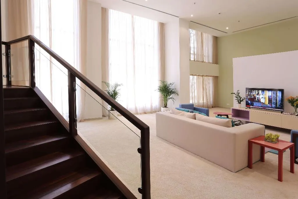 Room, Ramada Hotel & Suites by Wyndham JBR, Dubai