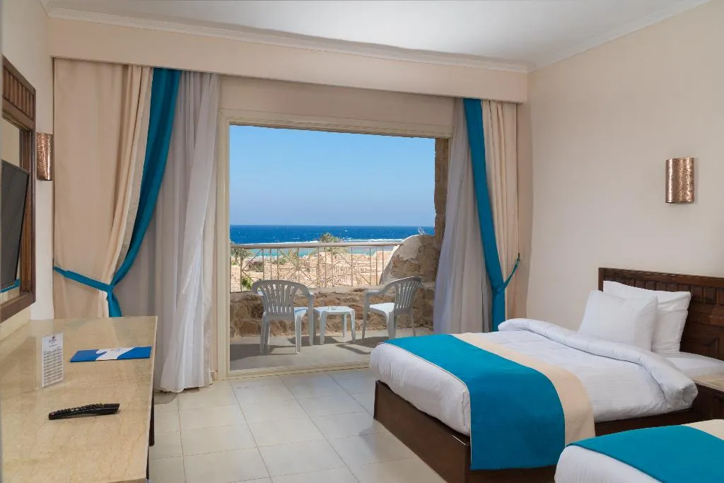 BUNGALOW DELUXE SEA VIEW Room, Utopia Beach Club, Red Sea Riviera