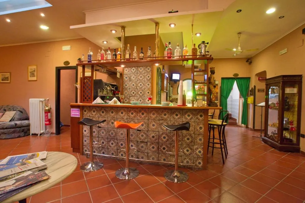 Bar, Hotel Toledo, Naples