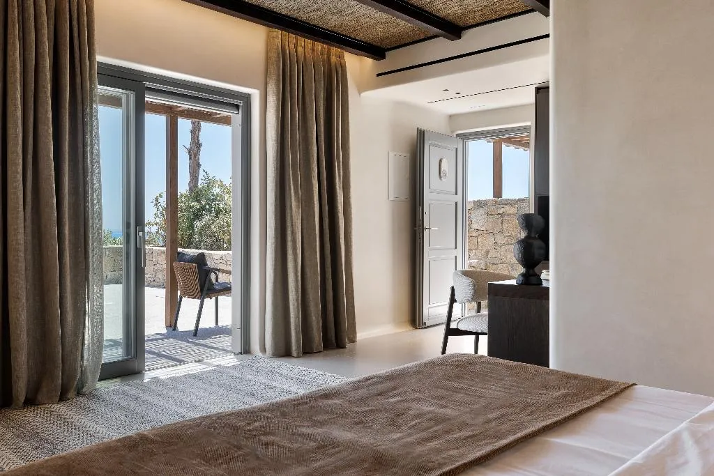 JUNIOR SUITE SEA VIEW POOL VIEW Room, Maximus Mykonos, Mykonos
