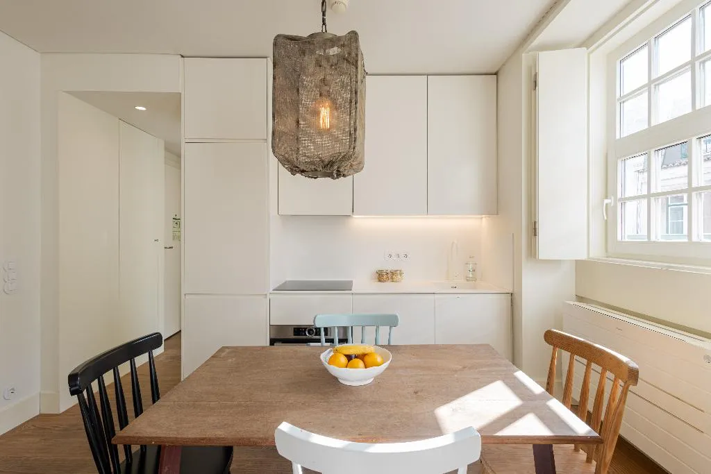 APARTMENT SUPERIOR ONE BEDROOM Room, Almaria - Edificio Officina Real, Lisbon