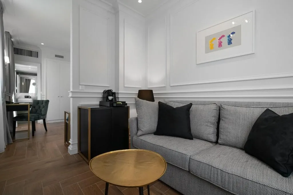 Room, Praxitelous Luxury Suites, Athens
