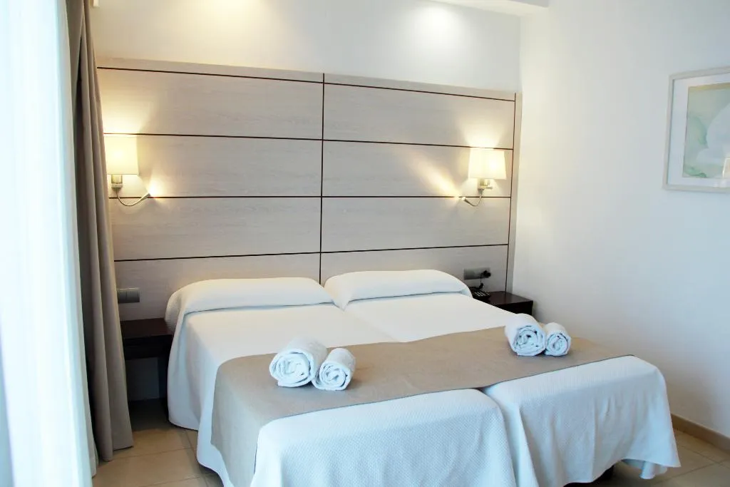 DOUBLE SINGLE USE STANDARD Room, Hotel Puchet Ibiza, Ibiza