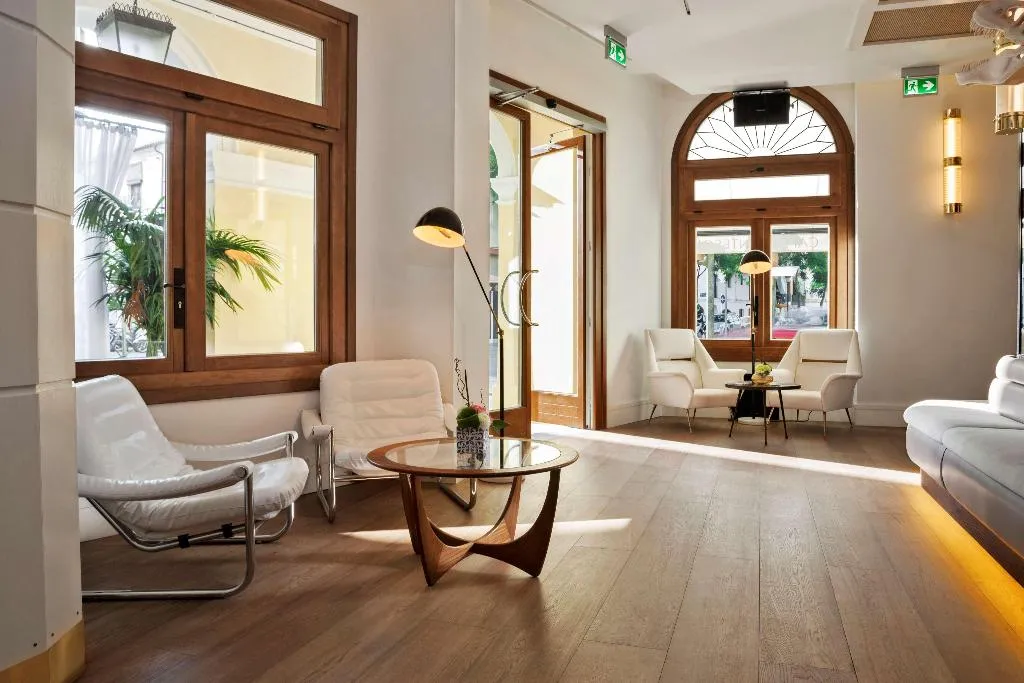 Lobby, Montesol Experimental, Ibiza