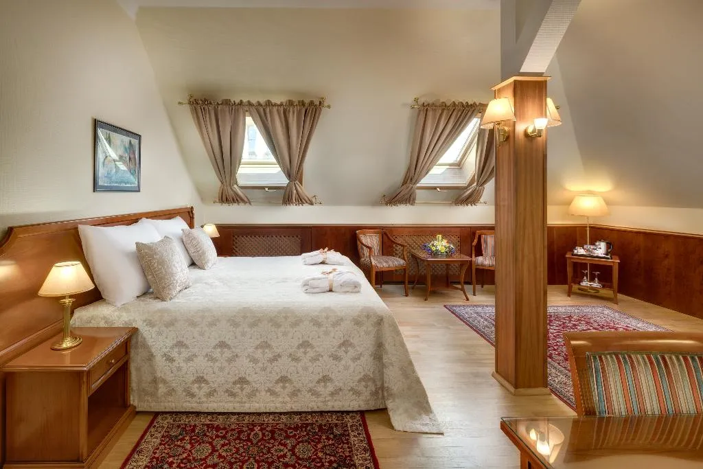 Room LOFT Room, Boutique Hotel Seven Days Prague, Prague