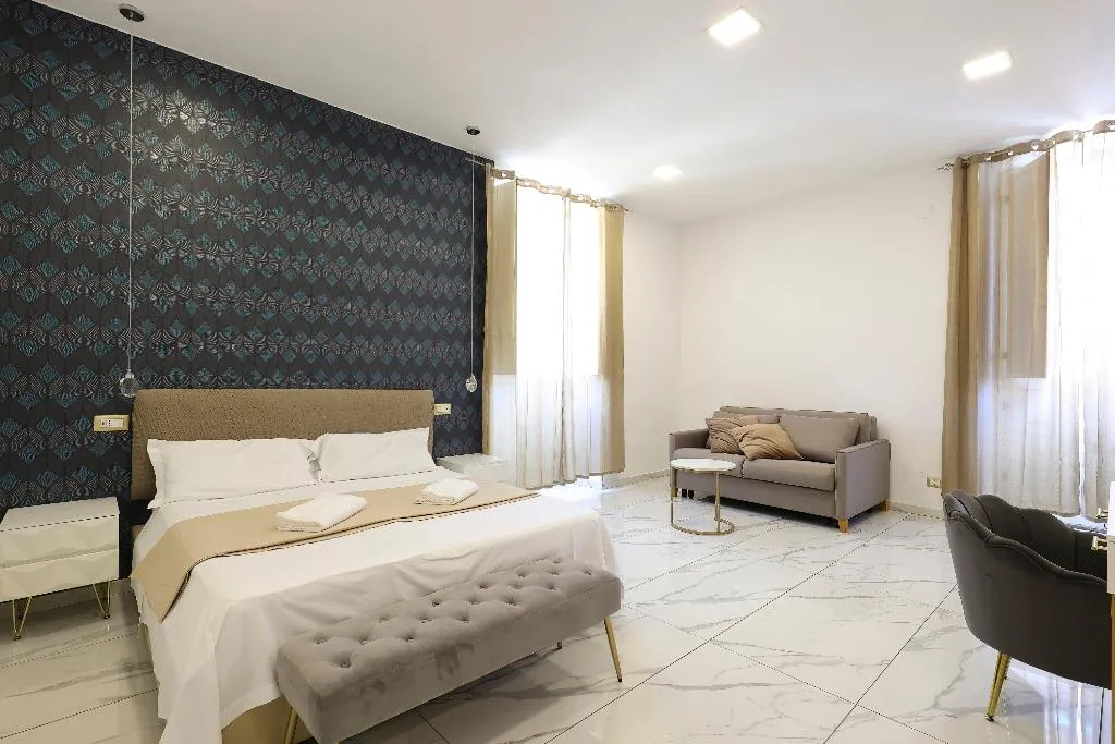 QUADRUPLE COMFORT Room, La Pace, Naples