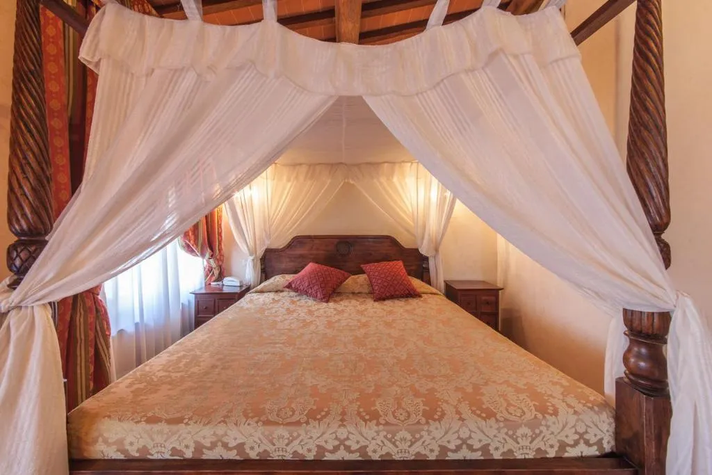 Room, Villa Casagrande, Florence