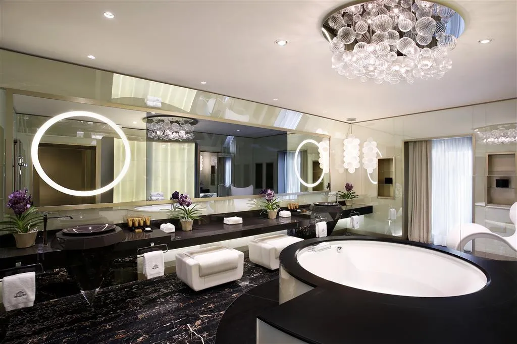 General view, Excelsior Hotel Gallia, a Luxury Collection Hotel, Milan