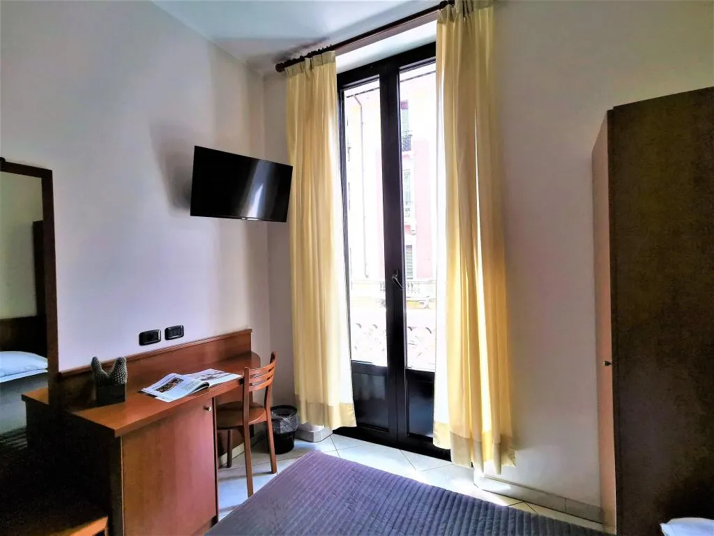 Room, Hotel Venini, Milan