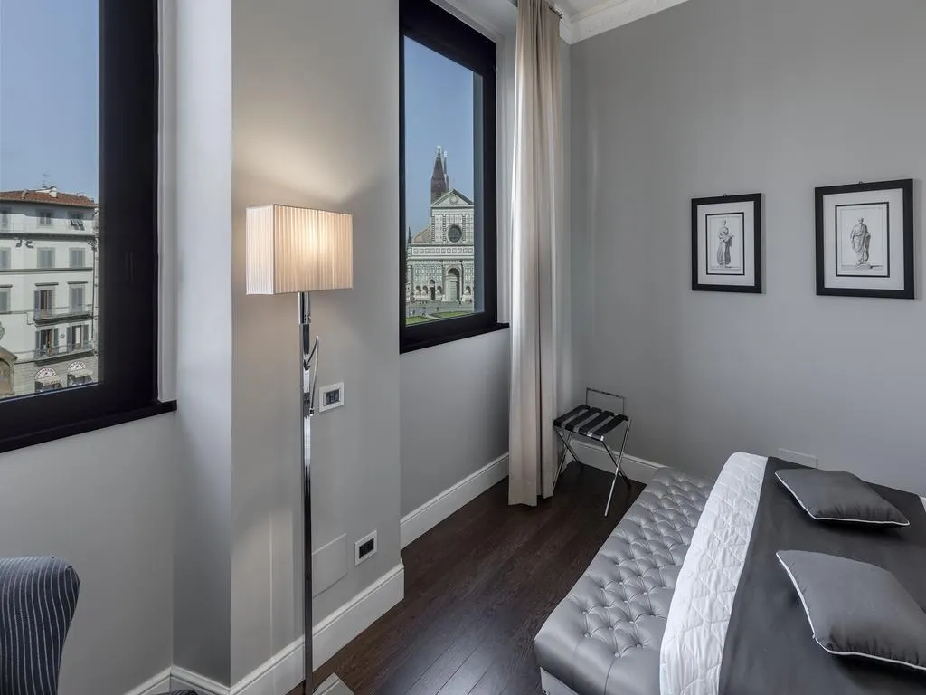 TWIN SUPERIOR WITH VIEWS Room, Roma, Florence